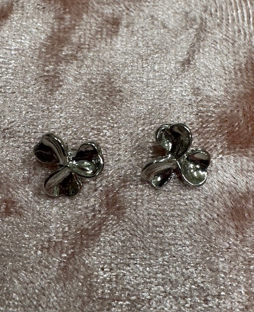 Silver 3-Leaf Clover Post Earrings