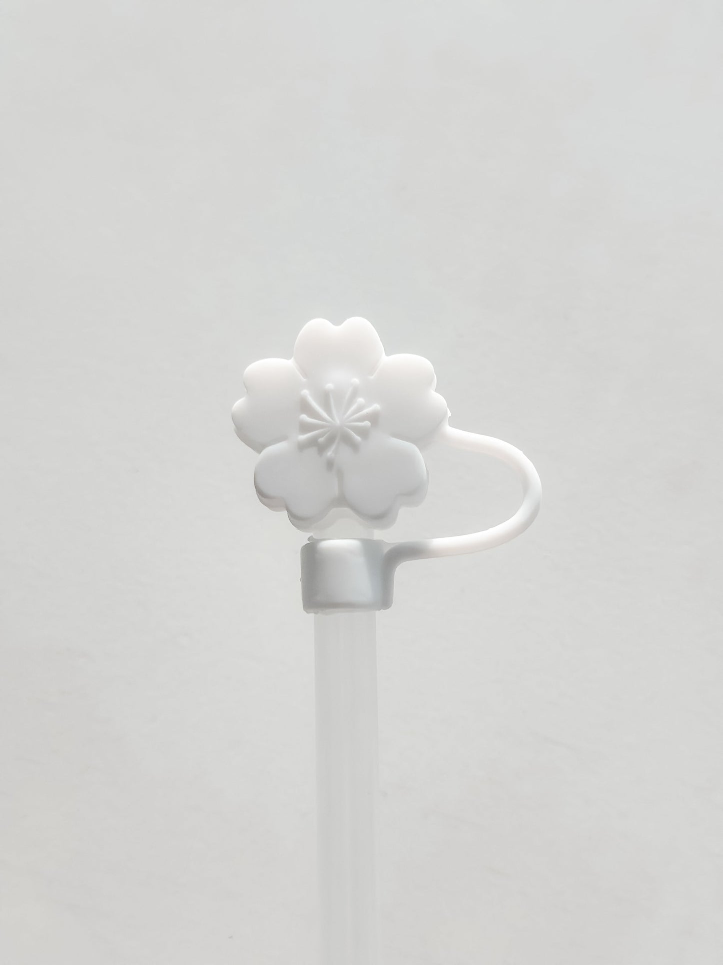 White Flower Straw Cover