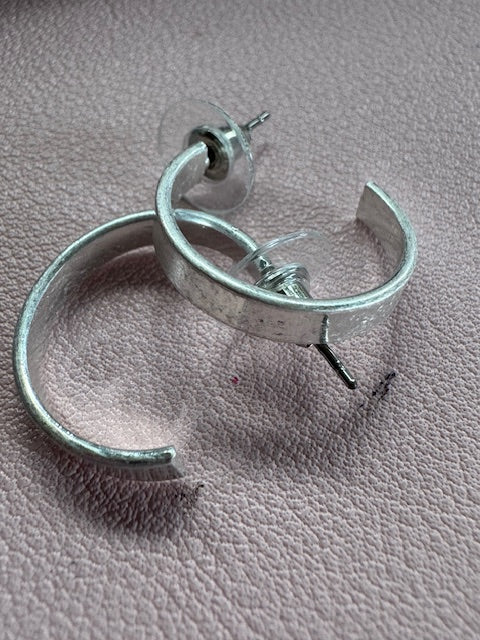 Medium Brushed Metal Hoop 20mm