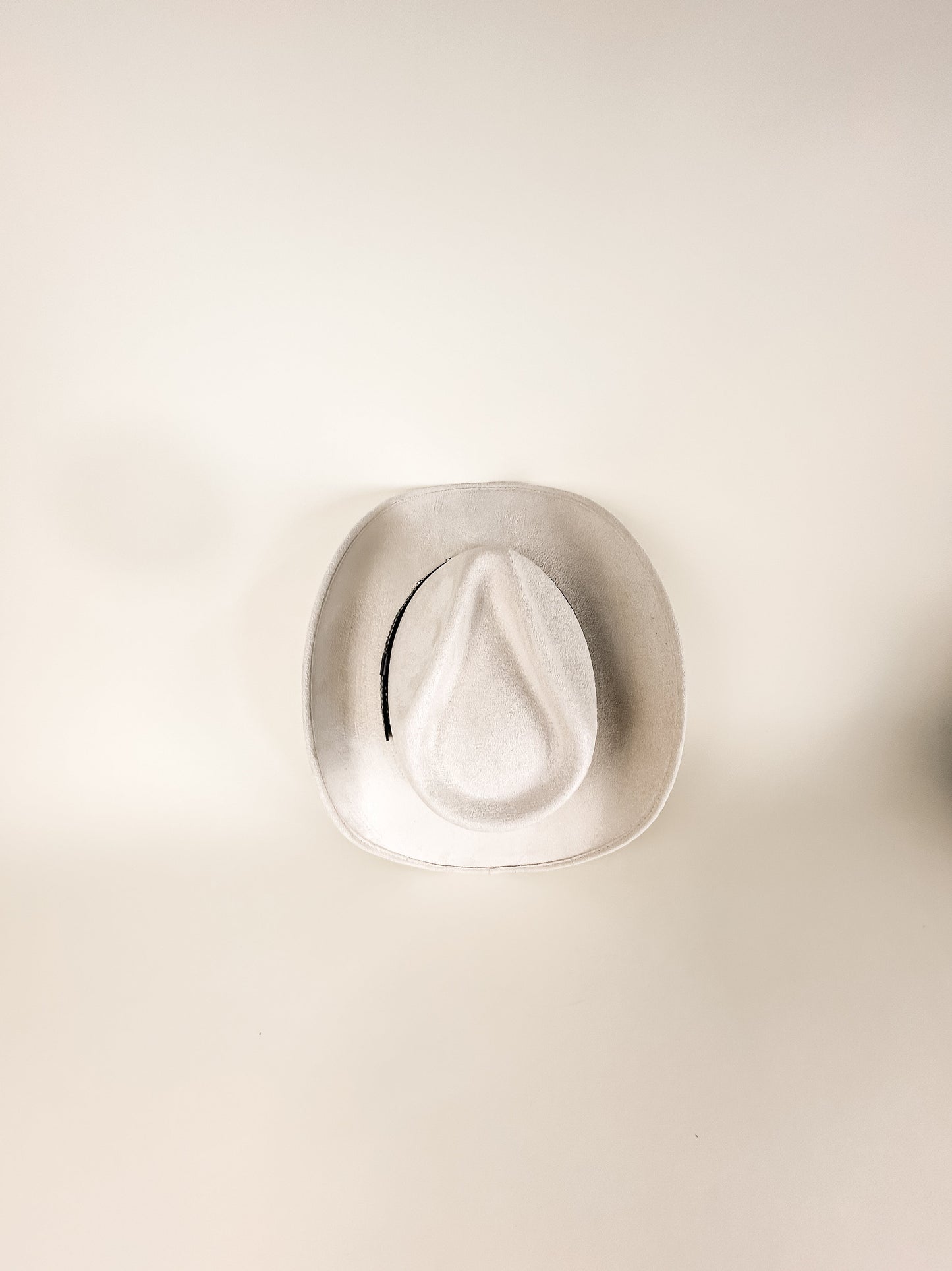 Santa Fe Vegan Suede Cowboy Rancher Hat - Ivory